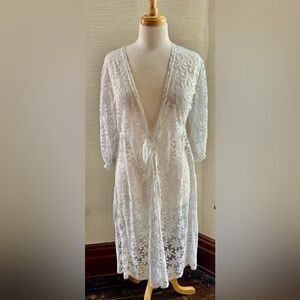 Medium Elegant White Floral Swim Coverup/ Duster